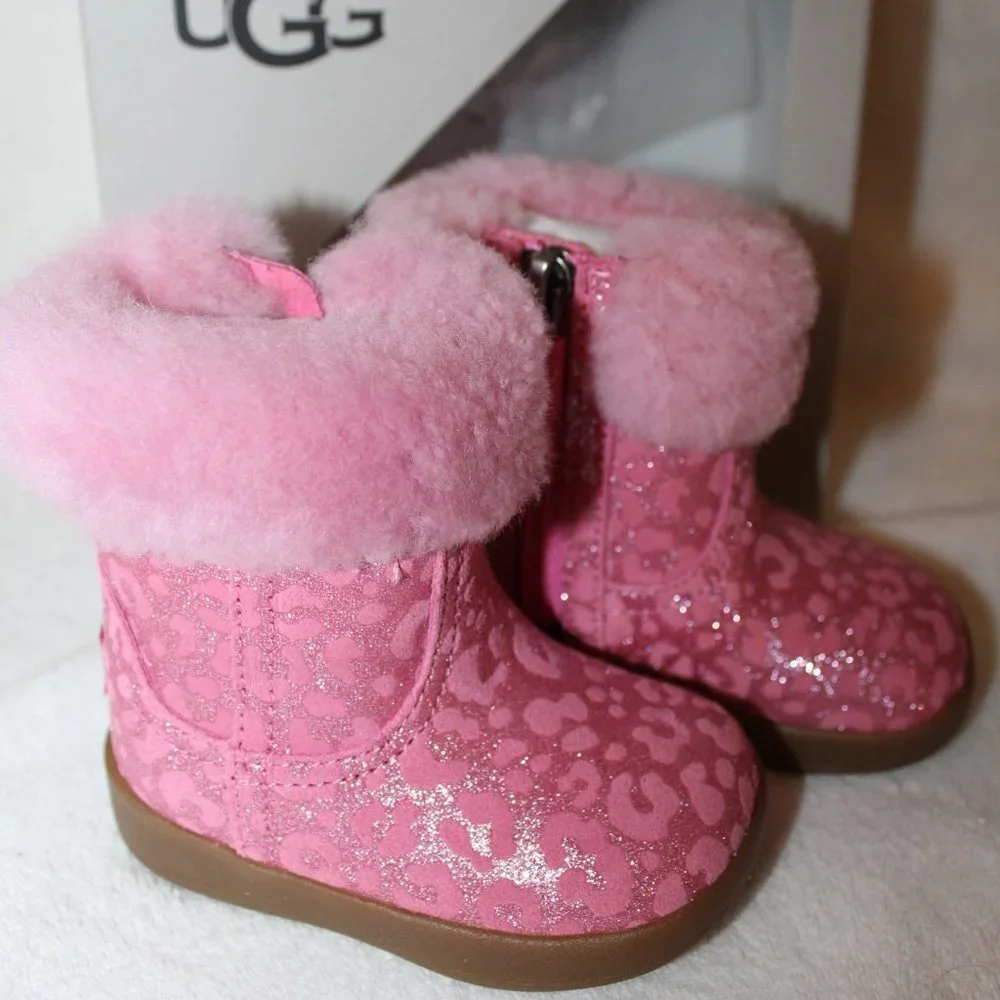 NIB UGG PINK‎ METALLIC TODDLER BOOTIES 2/3 4/5